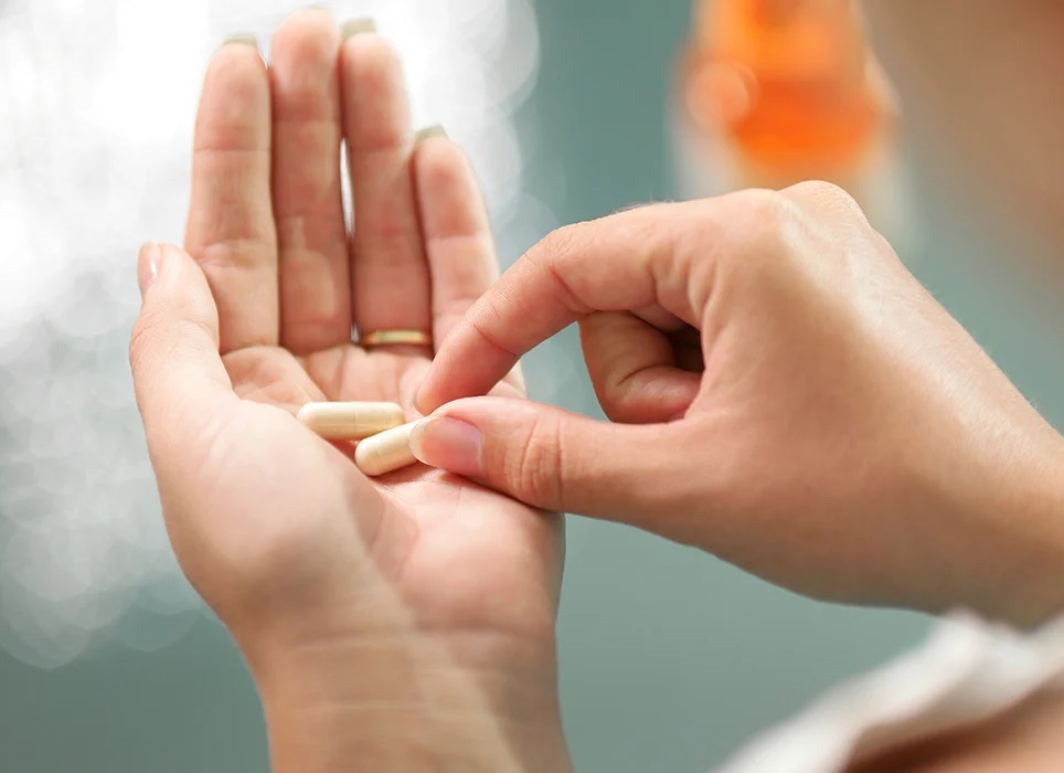 Can Women Safely Take Men’s Vitamins? Understanding the Key Differences in Nutritional Needs